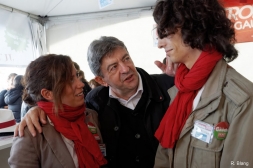 Jean-Luc Mélenchon avec des militants